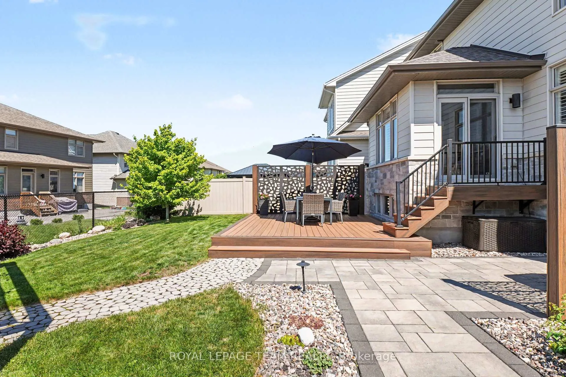 Photo 37 of 330 Devonian Way, Ottawa, Kanata - Kanata Lakes/Heritage Hills — HOMEH