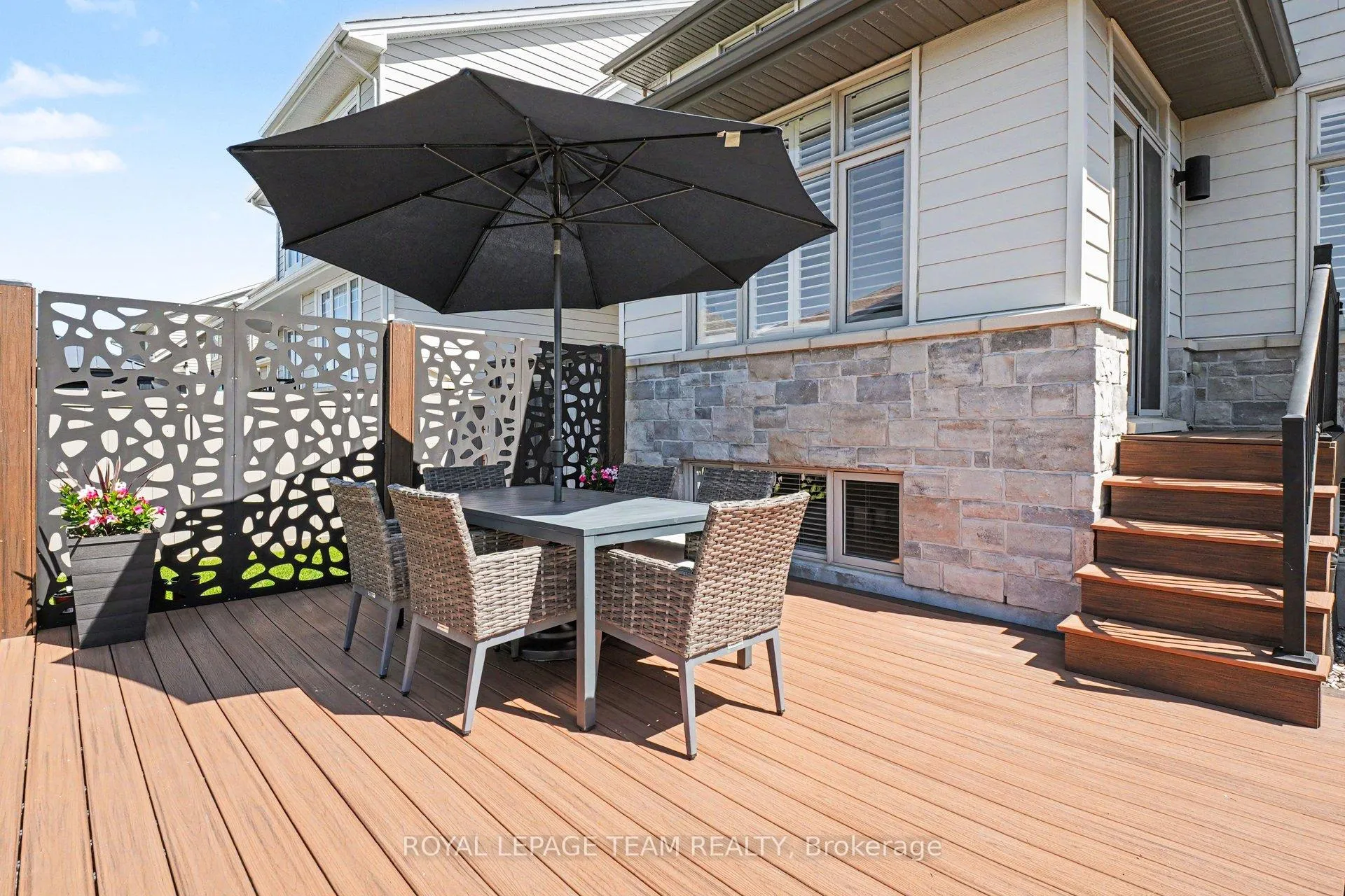 Photo 38 of 330 Devonian Way, Ottawa, Kanata - Kanata Lakes/Heritage Hills — HOMEH
