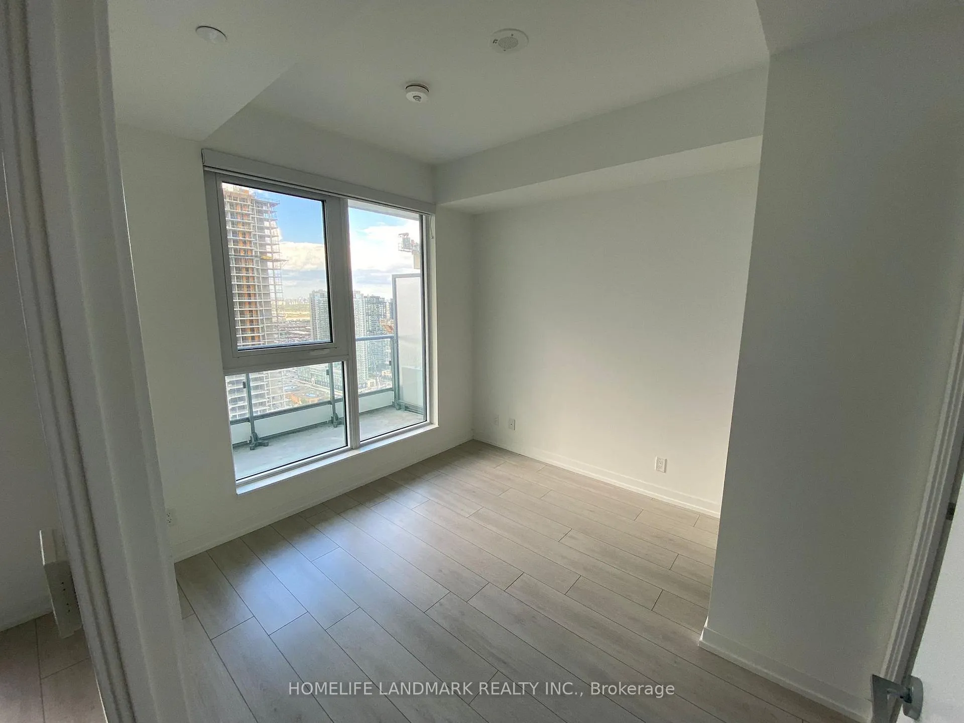 Photo 10 of Unit 4305, 950 Portage Parkway, Vaughan, Vaughan Corporate Centre — HOMEH
