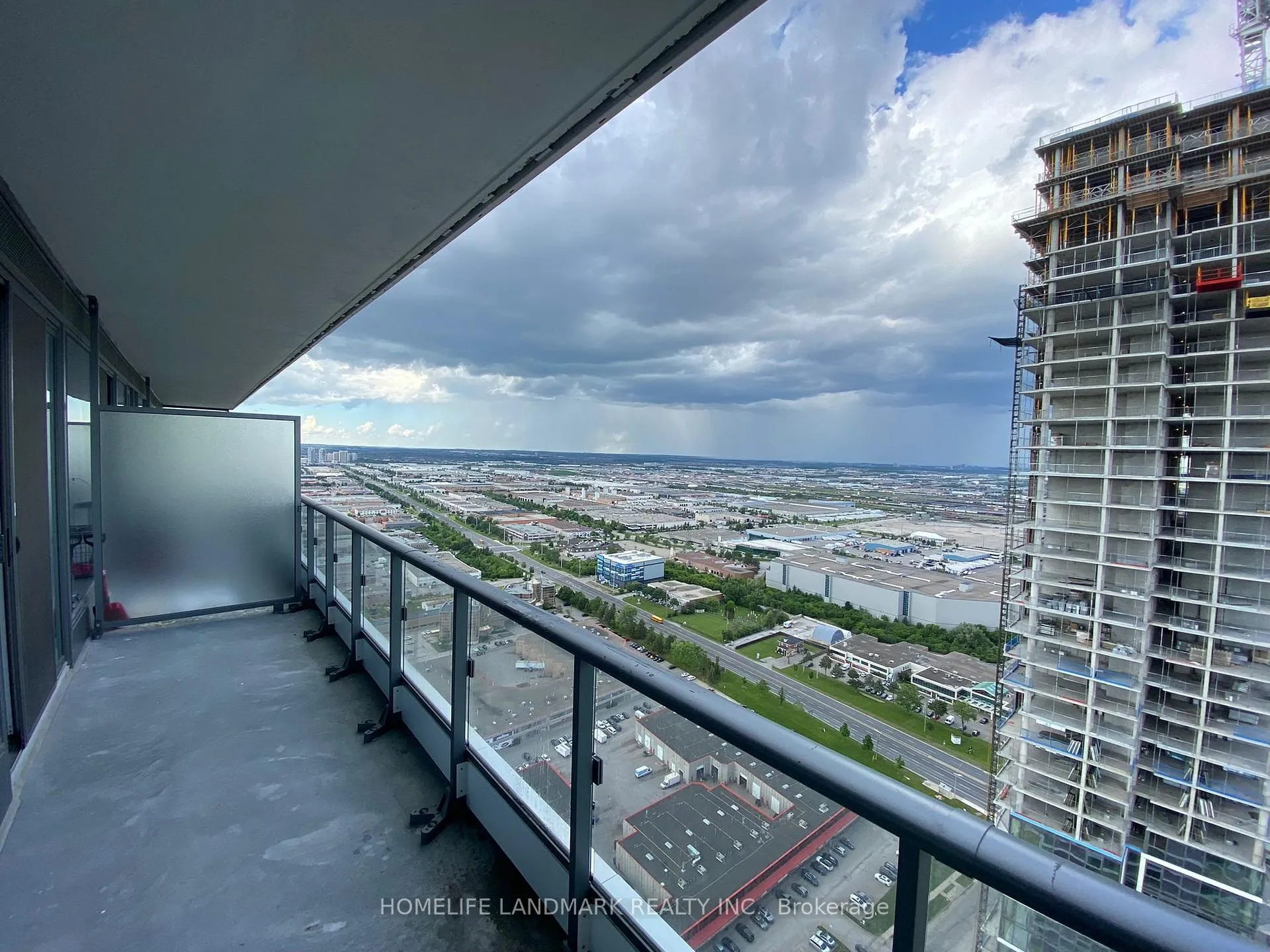 Photo 17 of Unit 4305, 950 Portage Parkway, Vaughan, Vaughan Corporate Centre — HOMEH