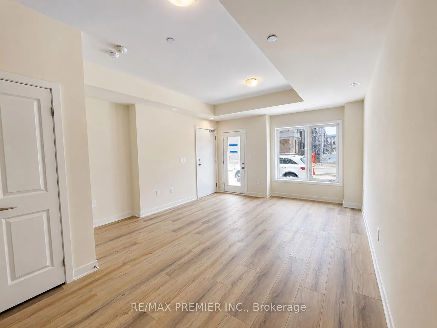 Photo 5 of Unit 226, 1695 Dersan Street, Pickering, Duffin Heights — HOMEH