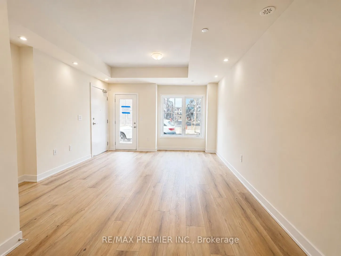 Photo 7 of Unit 226, 1695 Dersan Street, Pickering, Duffin Heights — HOMEH