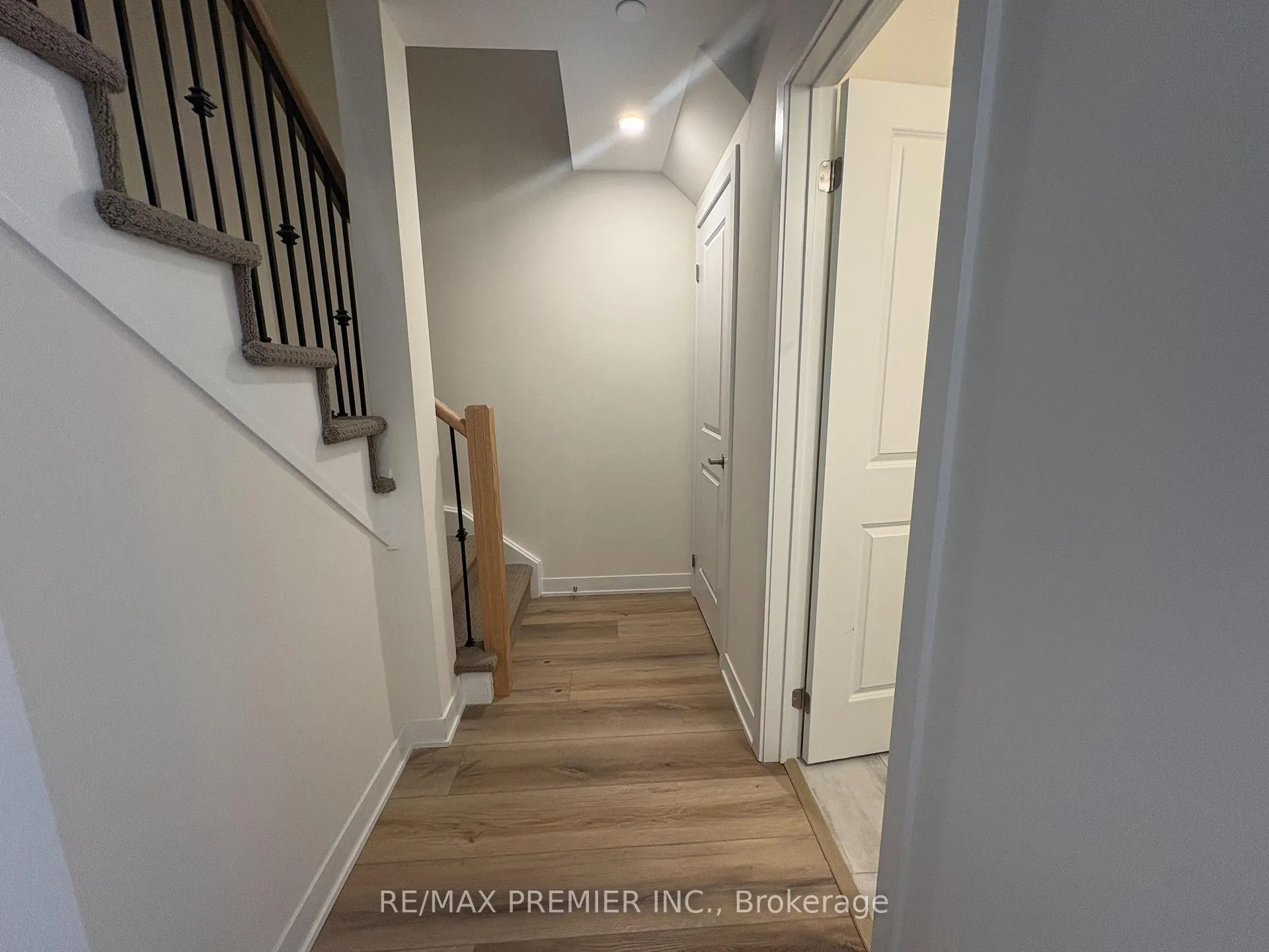 Photo 11 of Unit 226, 1695 Dersan Street, Pickering, Duffin Heights — HOMEH