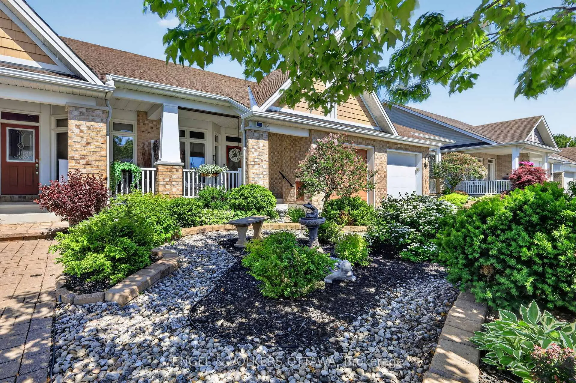 Photo 3 of 260 Bulrush Crescent, Ottawa, Blossom Park/Kemp Park/Findlay Creek — HOMEH