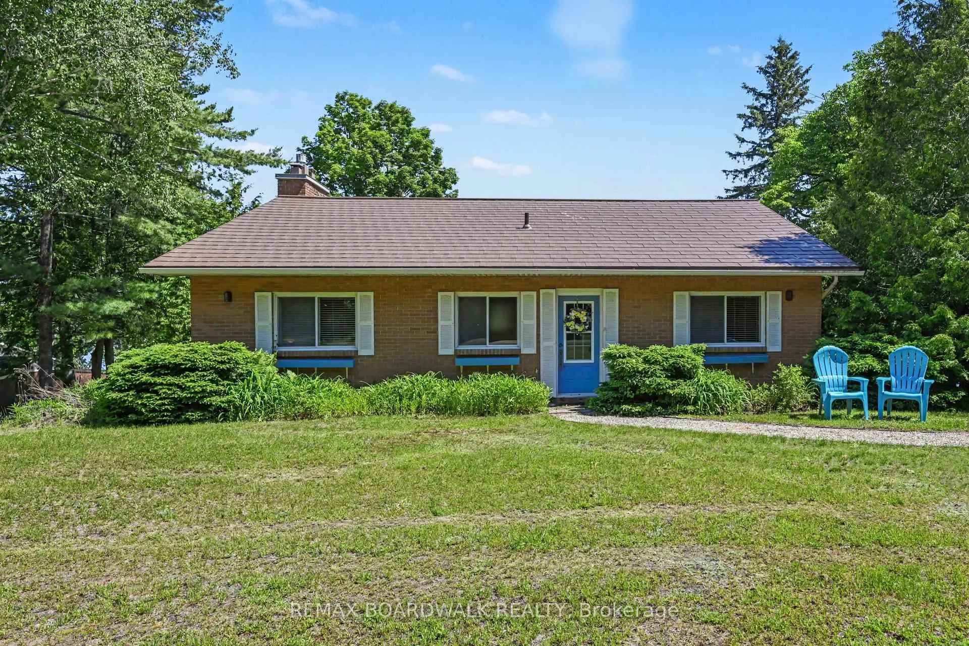 Photo 2 of 126 Lakeshore Drive, Lanark Highlands, Lanark Highlands (Darling) Twp — HOMEH