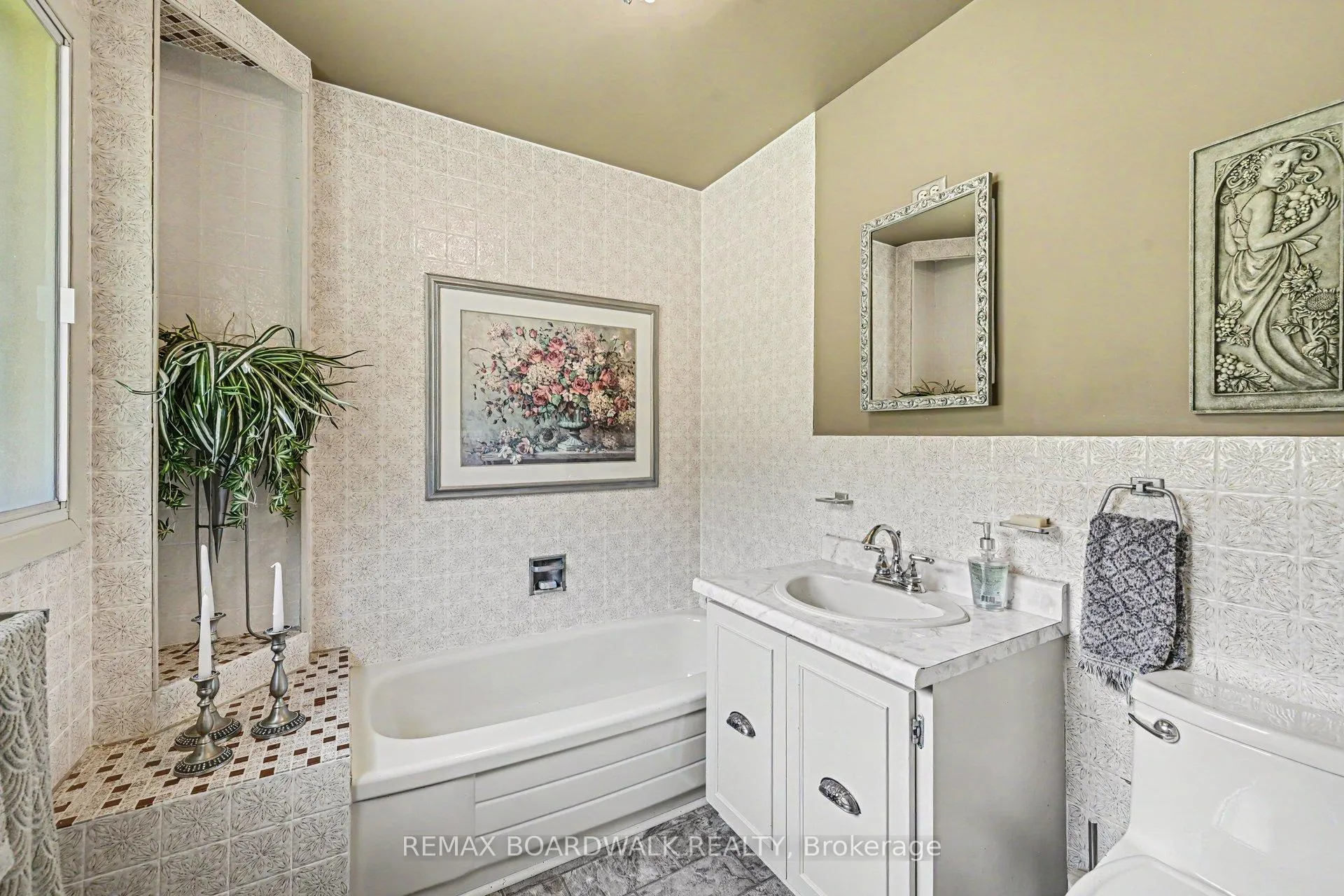 Photo 17 of 126 Lakeshore Drive, Lanark Highlands, Lanark Highlands (Darling) Twp — HOMEH