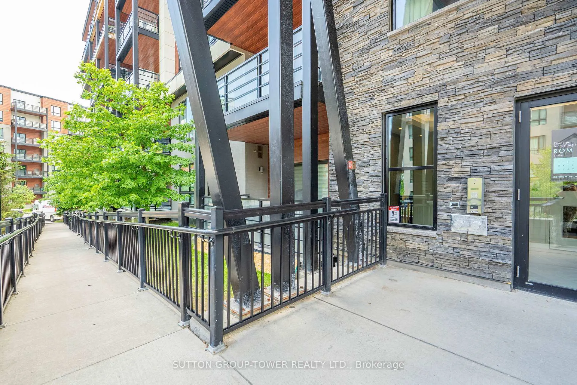 Photo 4 of Unit 314, 306 Essa Road, Barrie, Ardagh — HOMEH