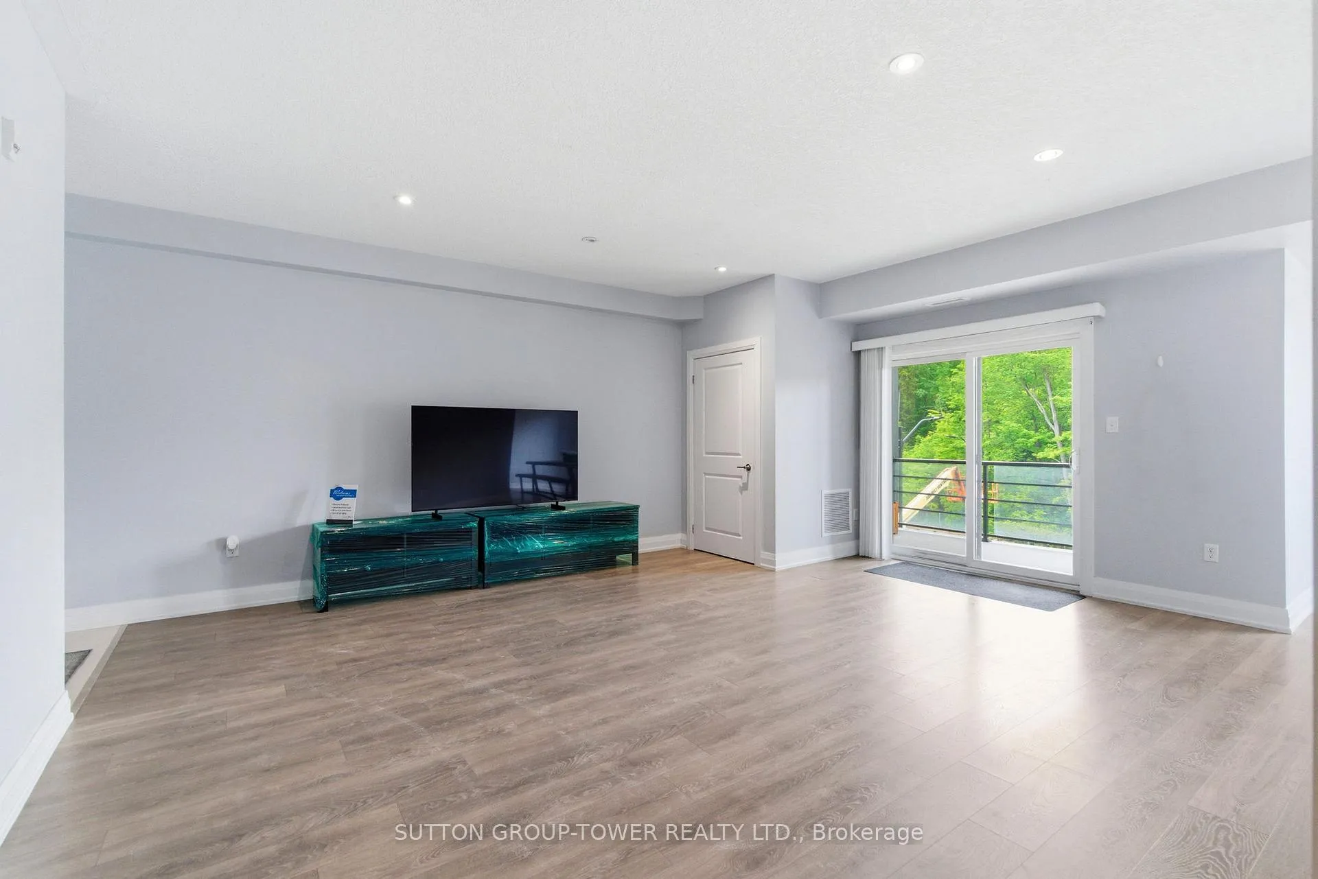 Photo 11 of Unit 314, 306 Essa Road, Barrie, Ardagh — HOMEH