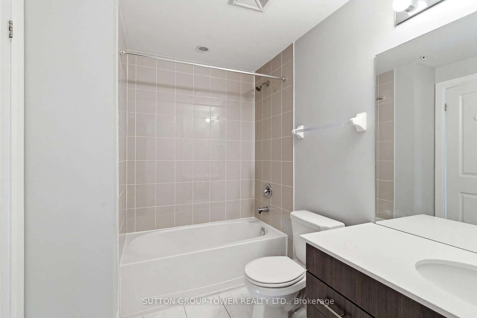 Photo 15 of Unit 314, 306 Essa Road, Barrie, Ardagh — HOMEH