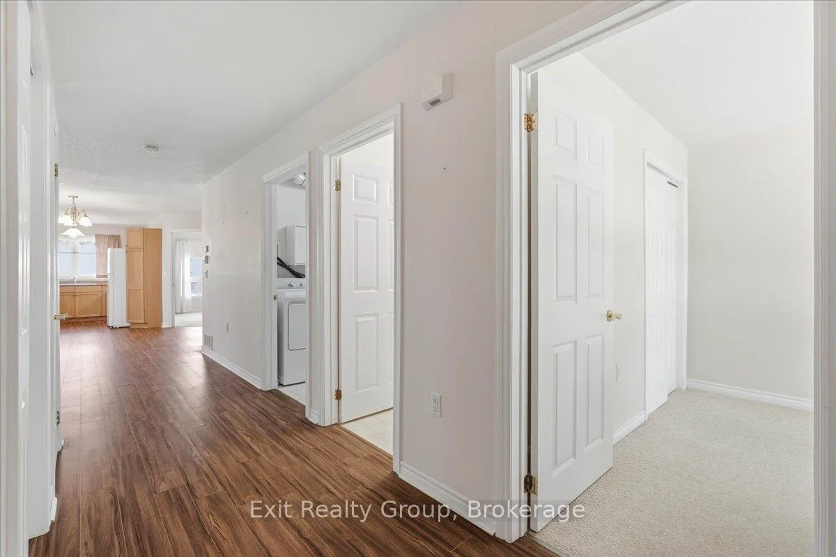 Photo 4 of Unit 25, 15 Aldersgate Drive, Belleville, Belleville Ward — HOMEH