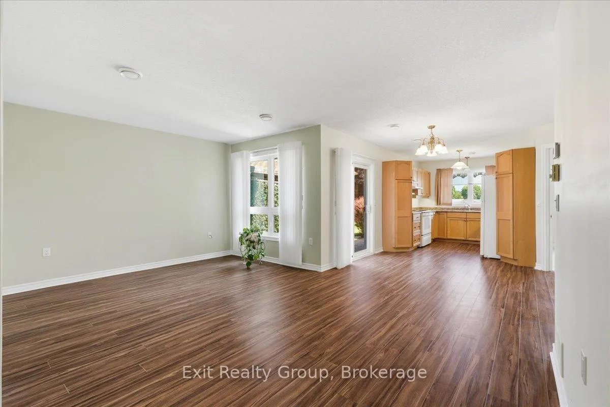 Photo 8 of Unit 25, 15 Aldersgate Drive, Belleville, Belleville Ward — HOMEH