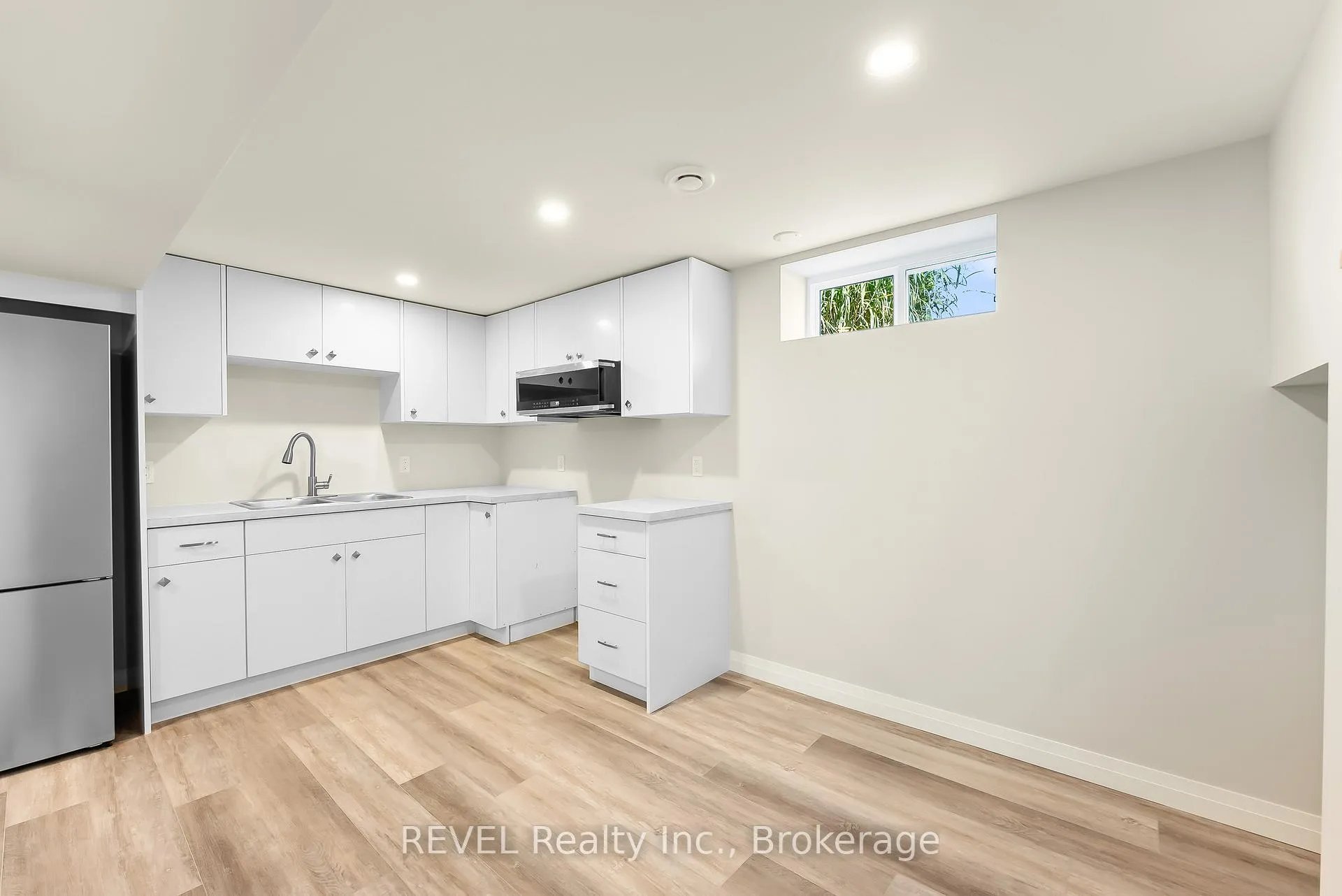 Photo 21 of 7859 Mulhern Street, Niagara Falls, Ascot — HOMEH