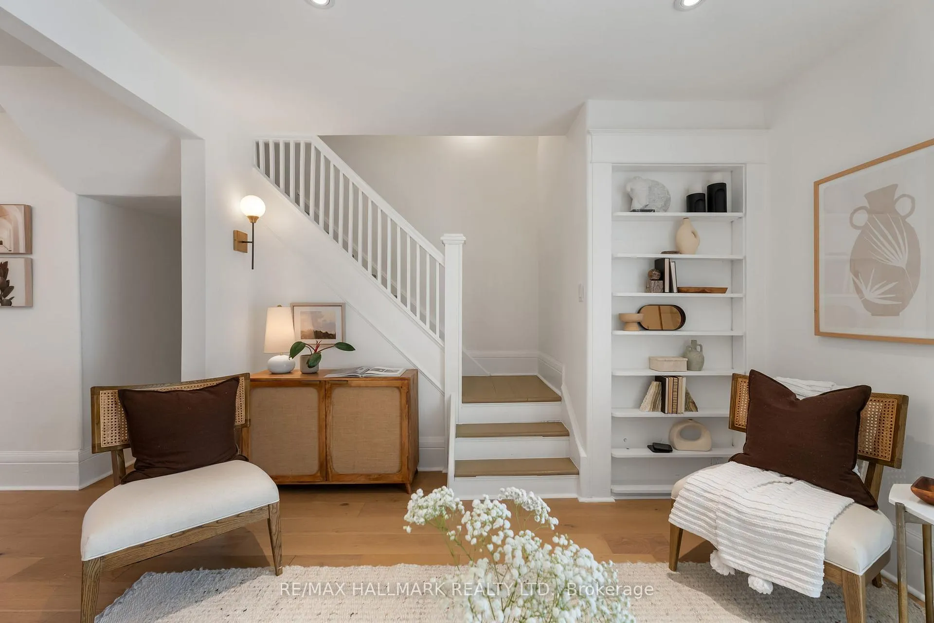 Photo 15 of 37 Winston Avenue, Scarborough, Birchcliffe-Cliffside — HOMEH