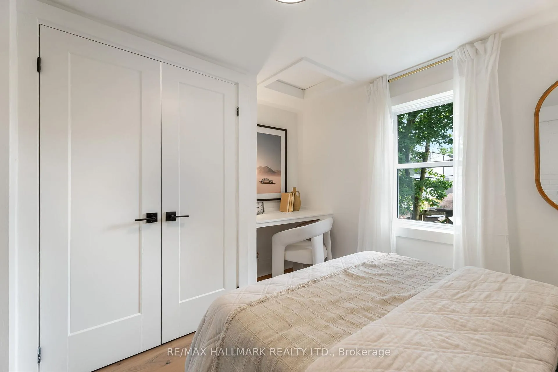 Photo 20 of 37 Winston Avenue, Scarborough, Birchcliffe-Cliffside — HOMEH