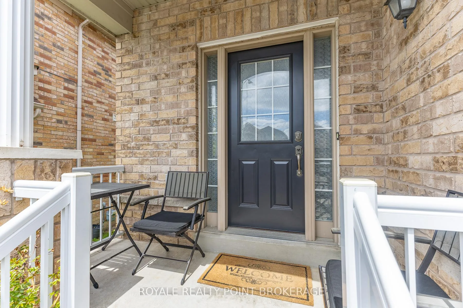 Photo 3 of 145 Chayna Crescent, Vaughan, Patterson — HOMEH