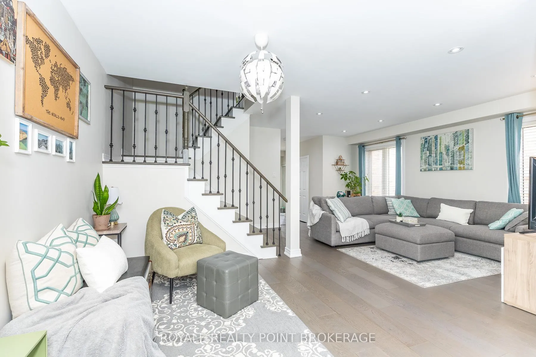 Photo 15 of 145 Chayna Crescent, Vaughan, Patterson — HOMEH