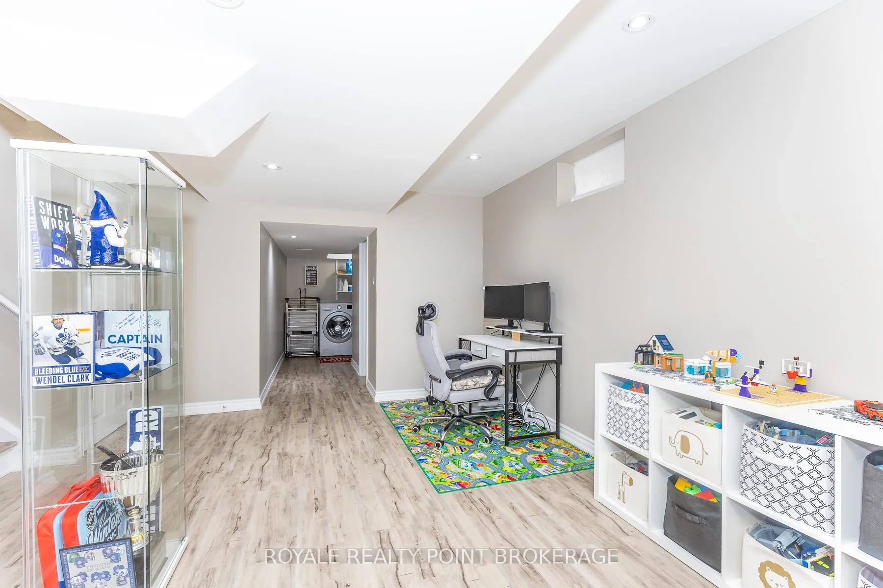 Photo 42 of 145 Chayna Crescent, Vaughan, Patterson — HOMEH