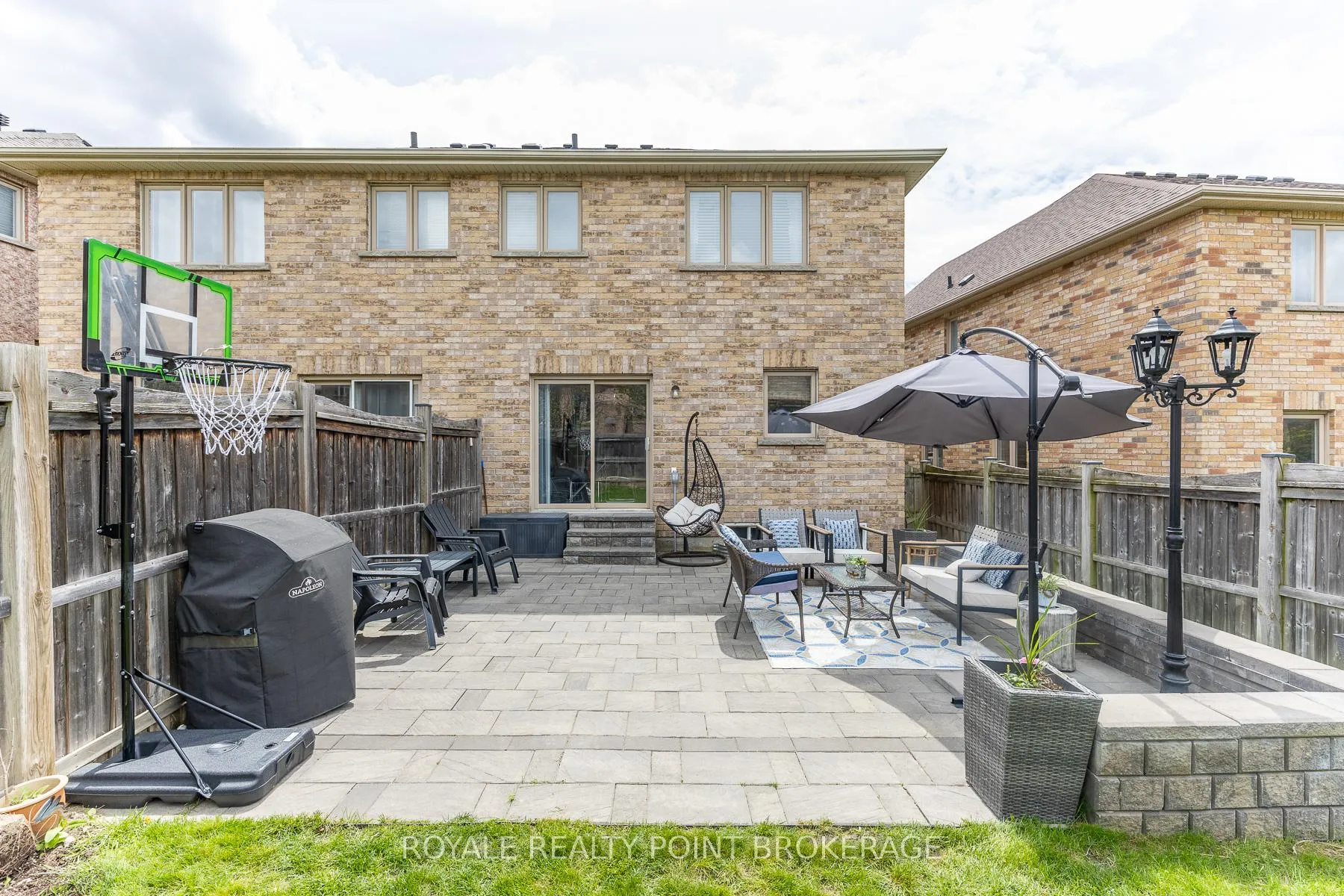 Photo 48 of 145 Chayna Crescent, Vaughan, Patterson — HOMEH