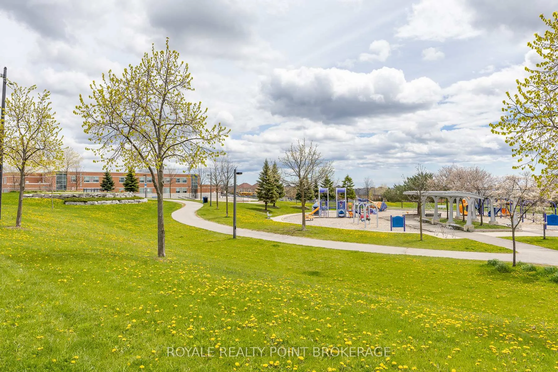 Photo 50 of 145 Chayna Crescent, Vaughan, Patterson — HOMEH