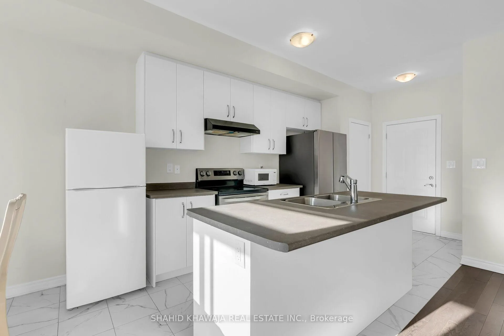 Photo 12 of 32 Concord Drive, Thorold, Rolling Meadows — HOMEH
