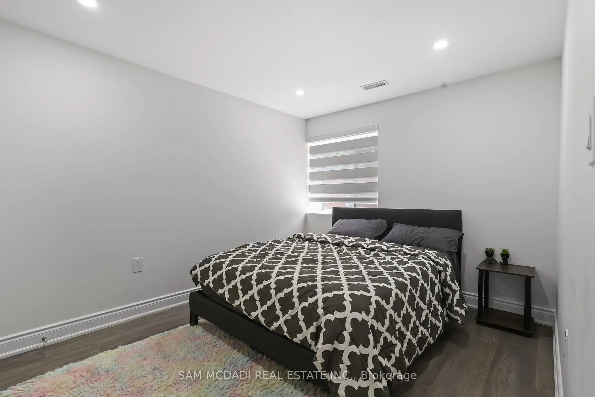 Photo 10 of 837 Magnolia Terrace, Milton, Cobban — HOMEH