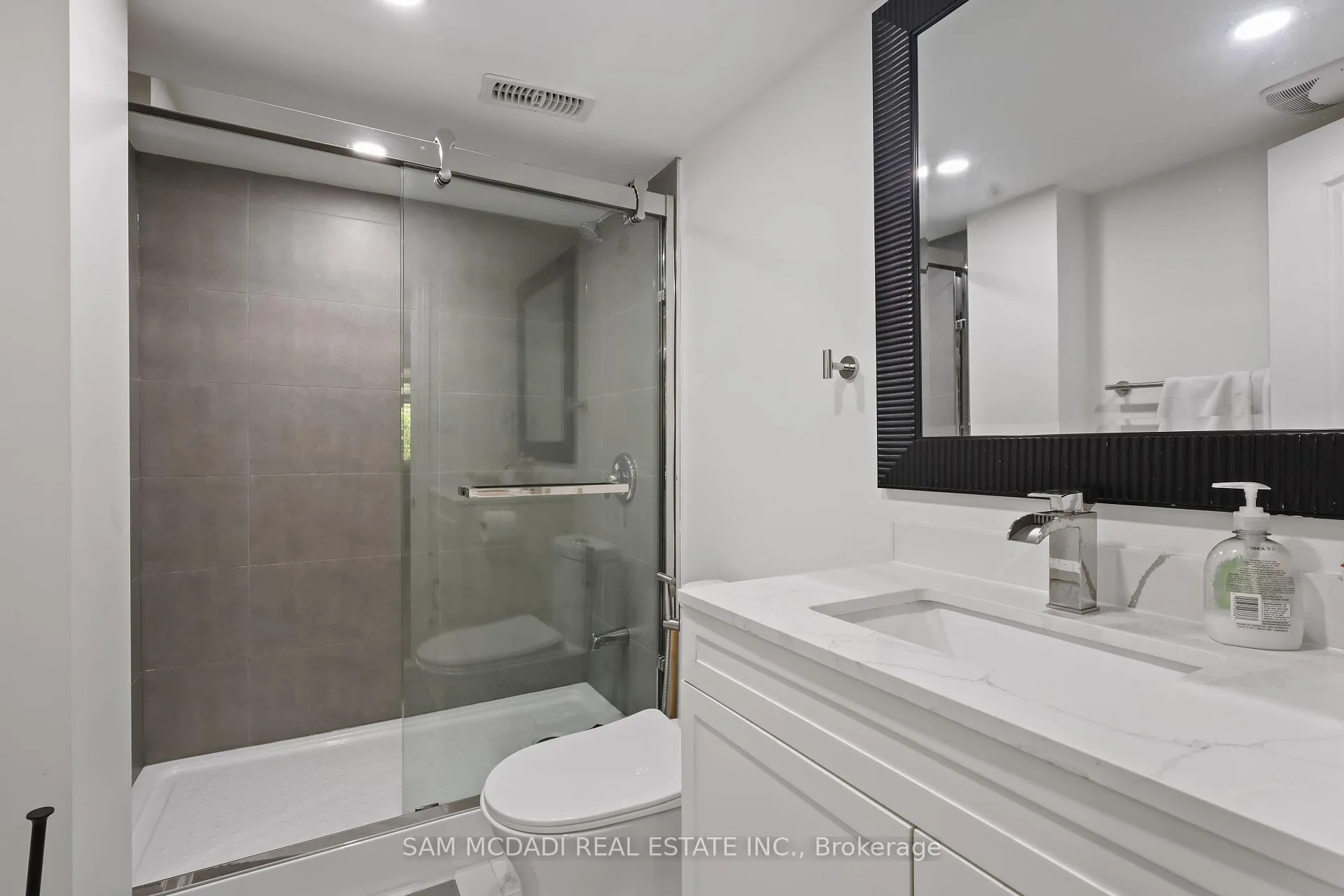 Photo 13 of 837 Magnolia Terrace, Milton, Cobban — HOMEH
