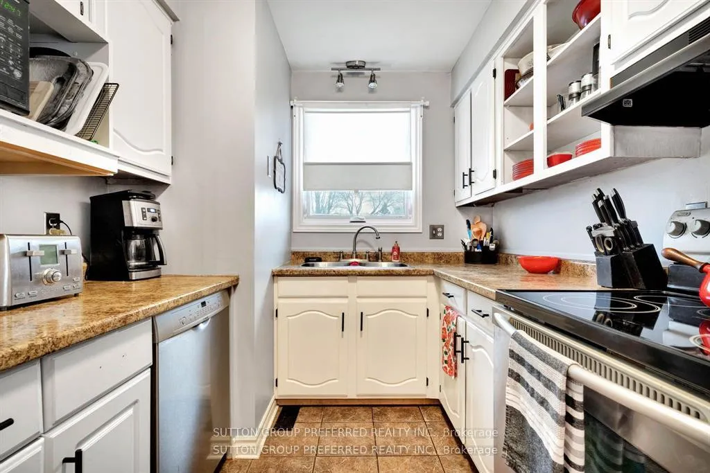 Photo 8 of 63 Dundee Court, London, South G — HOMEH