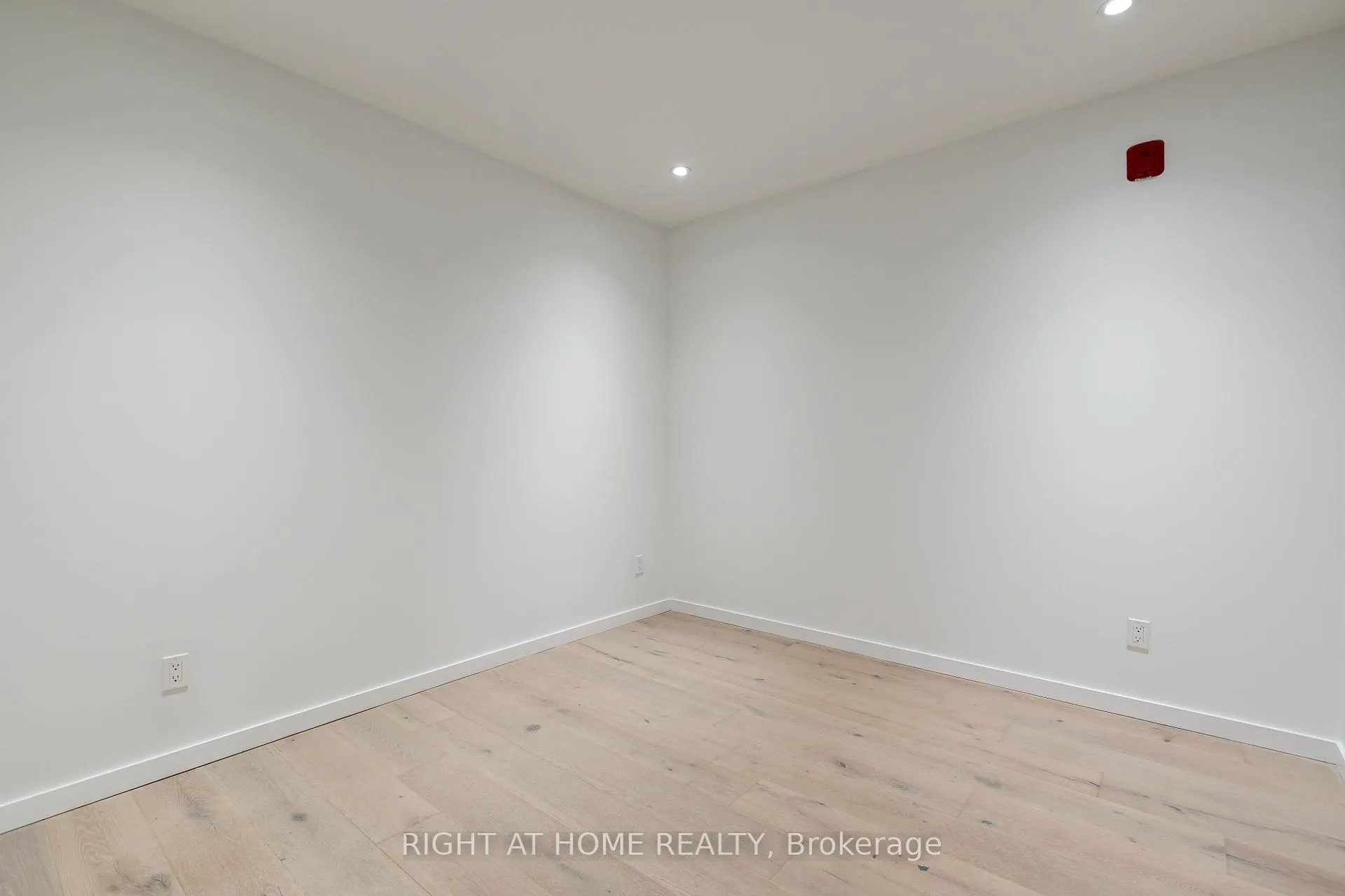 Photo 4 of Unit 206, 778 Queen Street E, Toronto, South Riverdale — HOMEH
