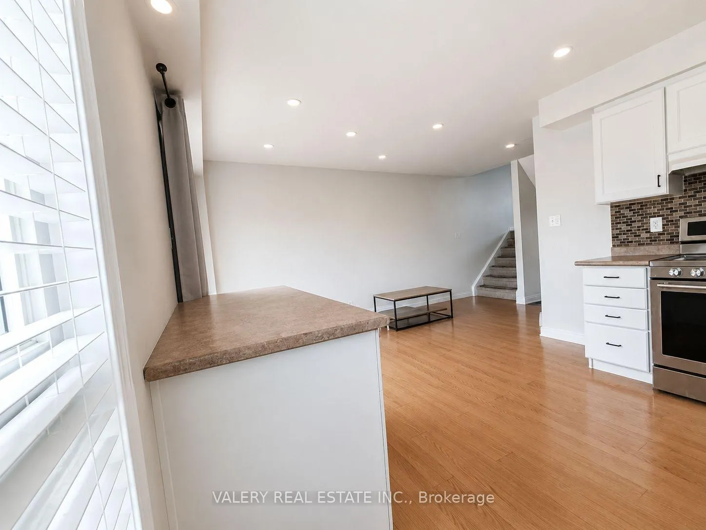 Photo 9 of Unit 1, 21 Sorrento St Street, Kitchener — HOMEH