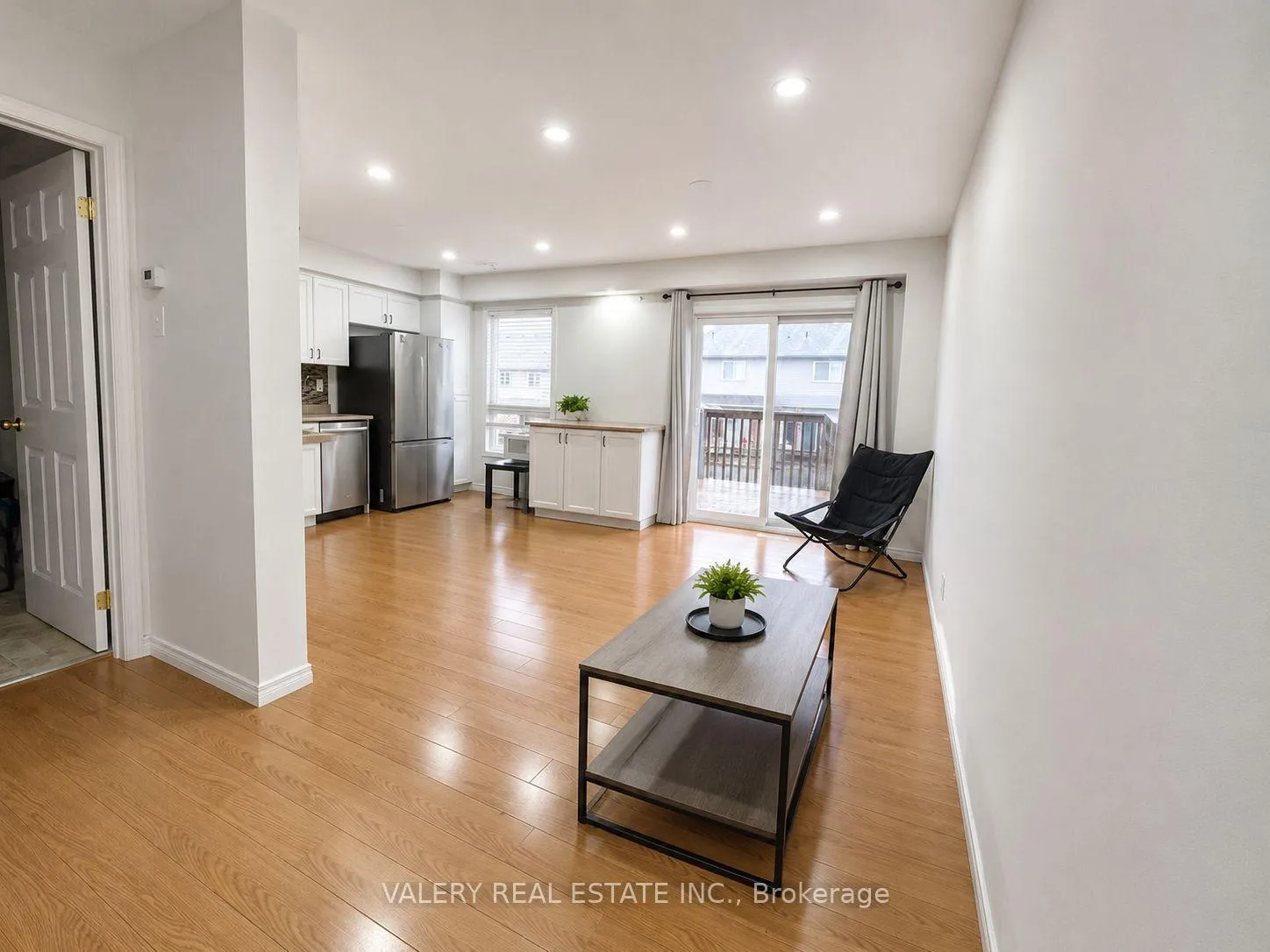 Photo 12 of Unit 1, 21 Sorrento St Street, Kitchener — HOMEH