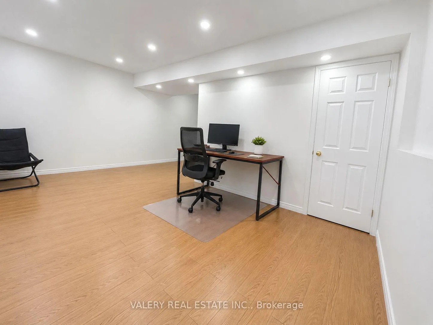 Photo 14 of Unit 1, 21 Sorrento St Street, Kitchener — HOMEH