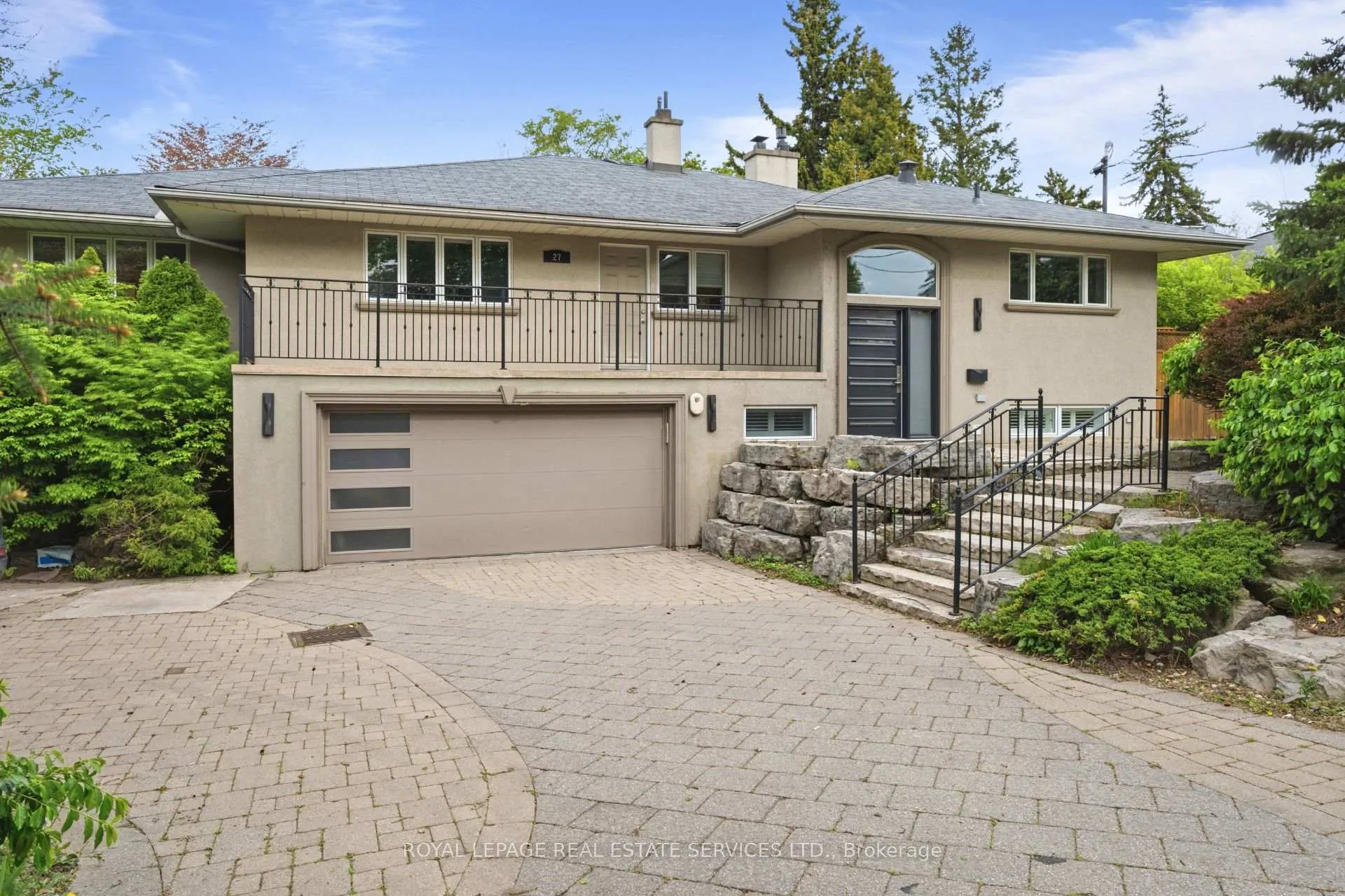 Photo 1 of 27 Princess Anne Crescent, Etobicoke, Princess-Rosethorn — HOMEH