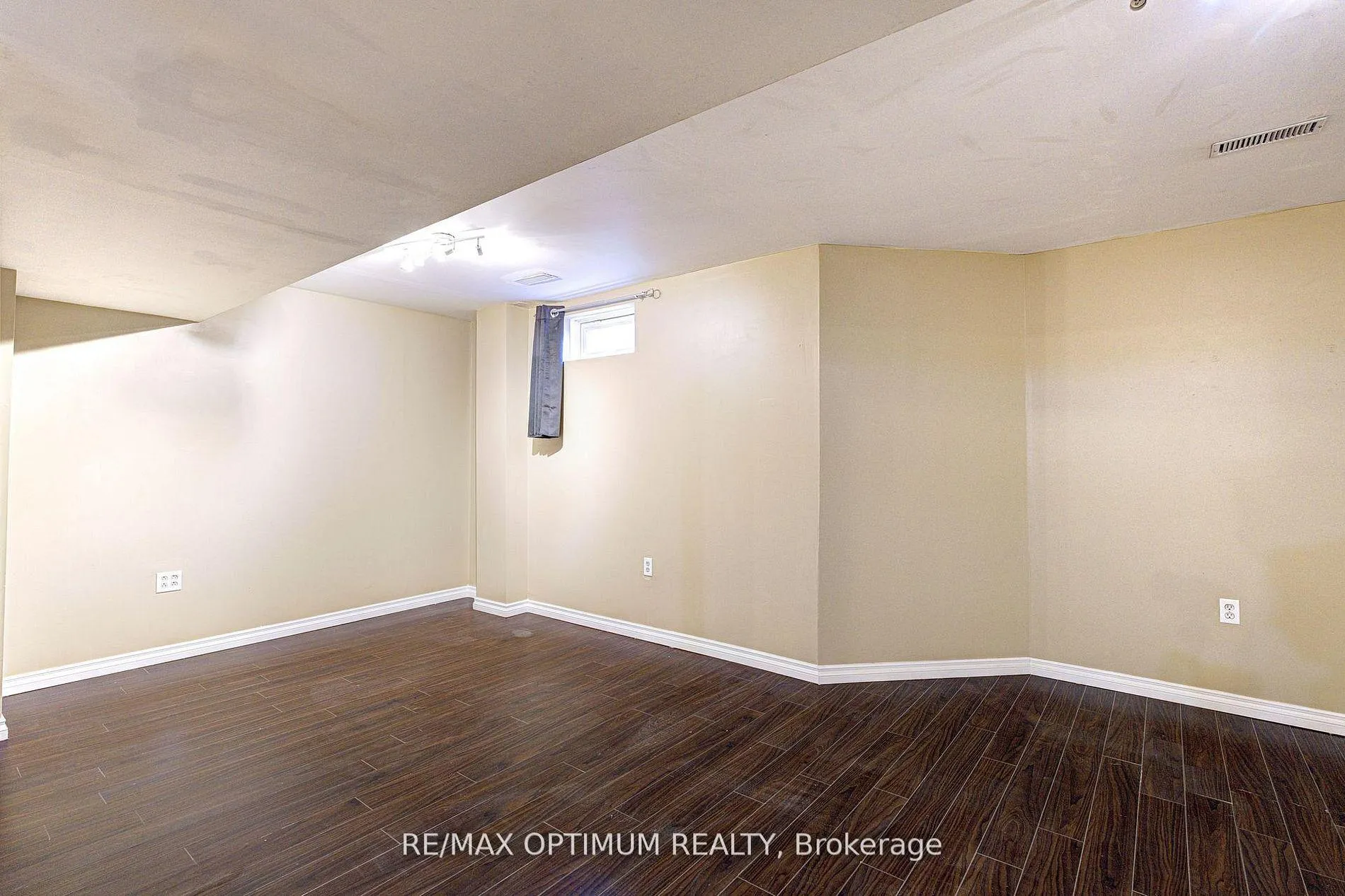 Photo 27 of 20 Bramfield Street, Brampton, Fletcher's Meadow — HOMEH