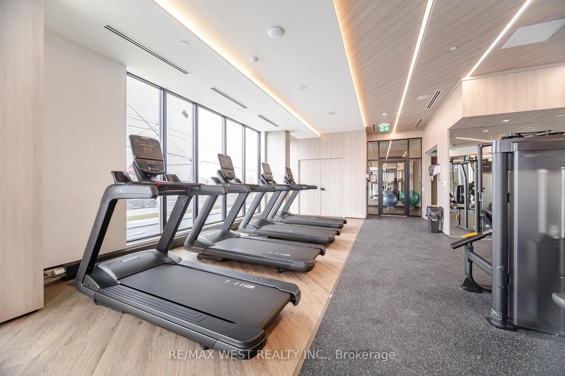 Photo 44 of Unit 626, 2501 Saw Whet Boulevard, Oakville, Glen Abbey — HOMEH