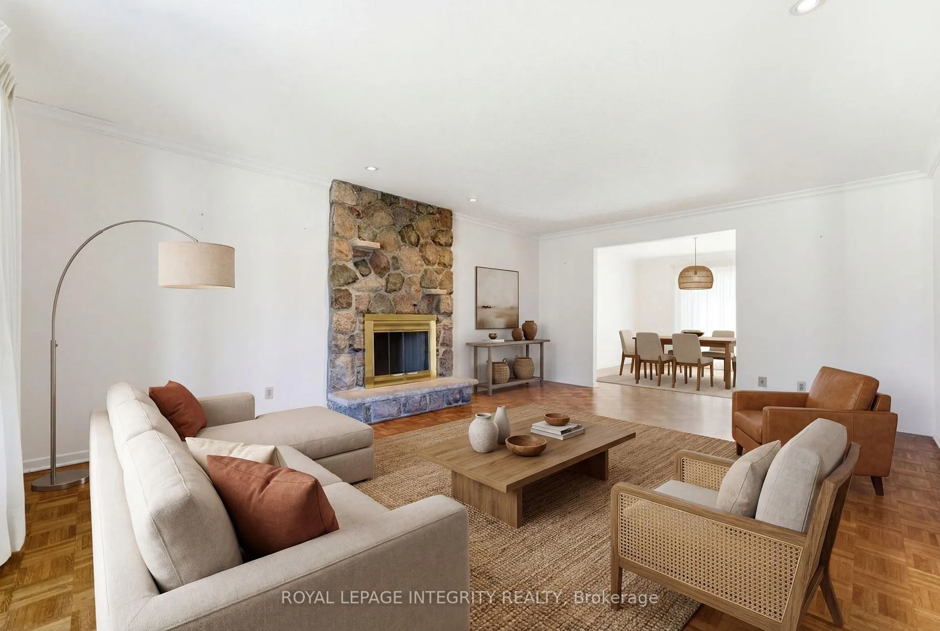 Photo 6 of 10 Parmalea Crescent, Ottawa, Pineglen/Country Place — HOMEH