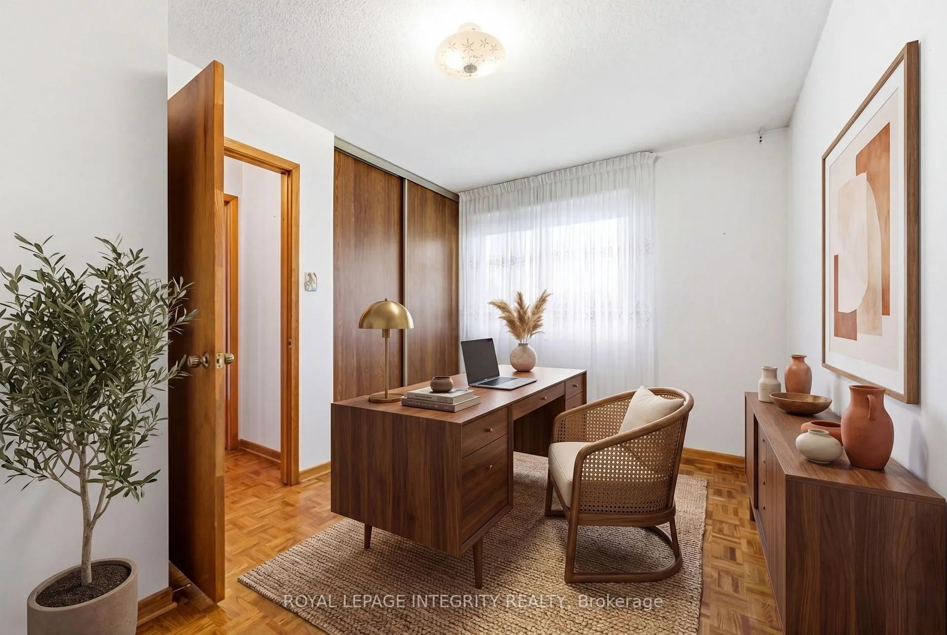 Photo 22 of 10 Parmalea Crescent, Ottawa, Pineglen/Country Place — HOMEH