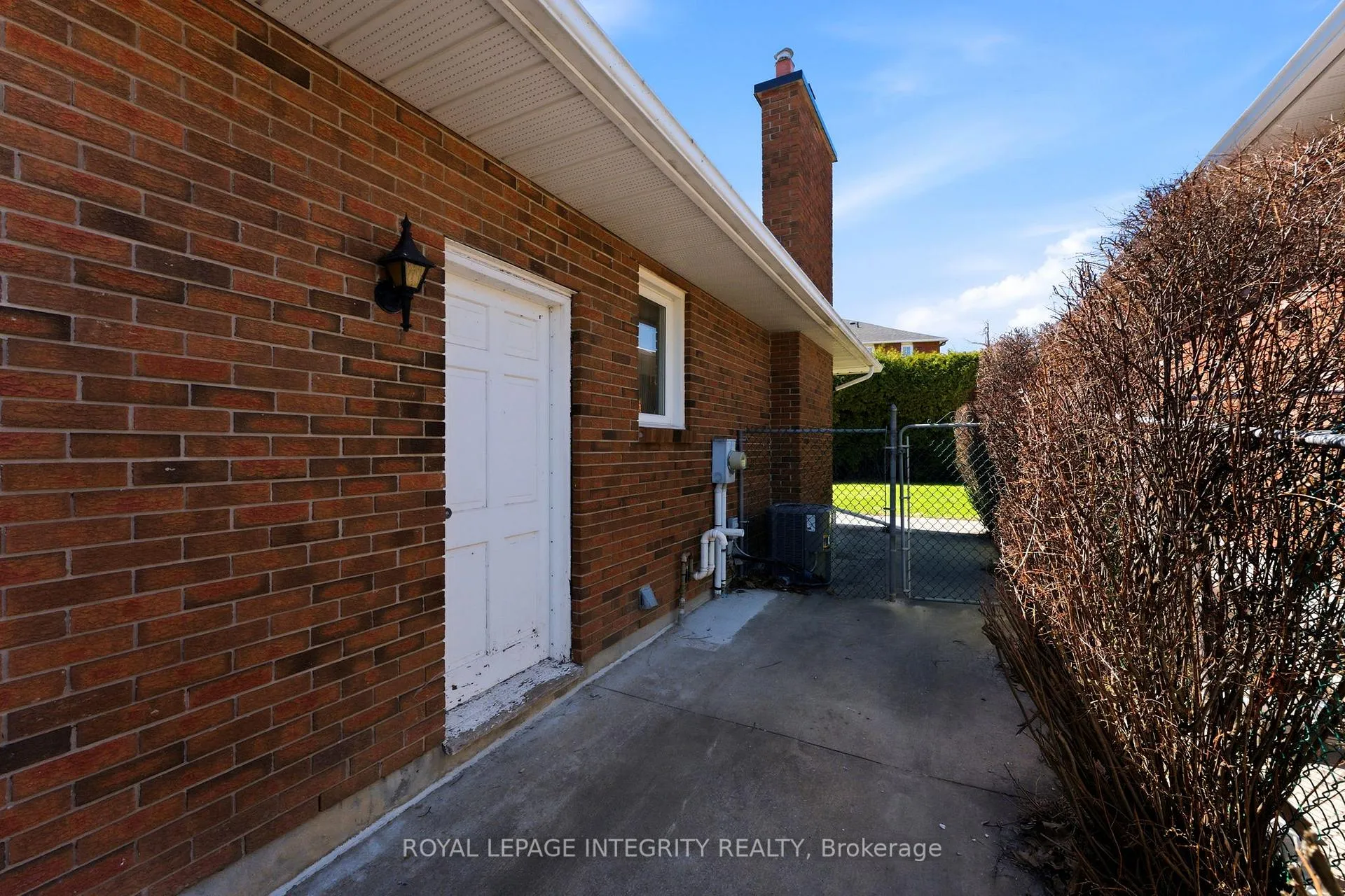 Photo 26 of 10 Parmalea Crescent, Ottawa, Pineglen/Country Place — HOMEH