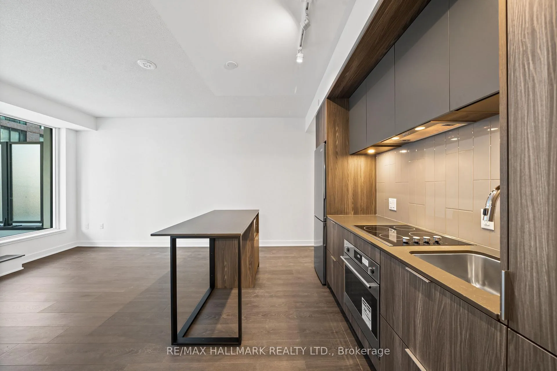 Photo 8 of Unit 505, 130 River Street, Toronto, Regent Park — HOMEH
