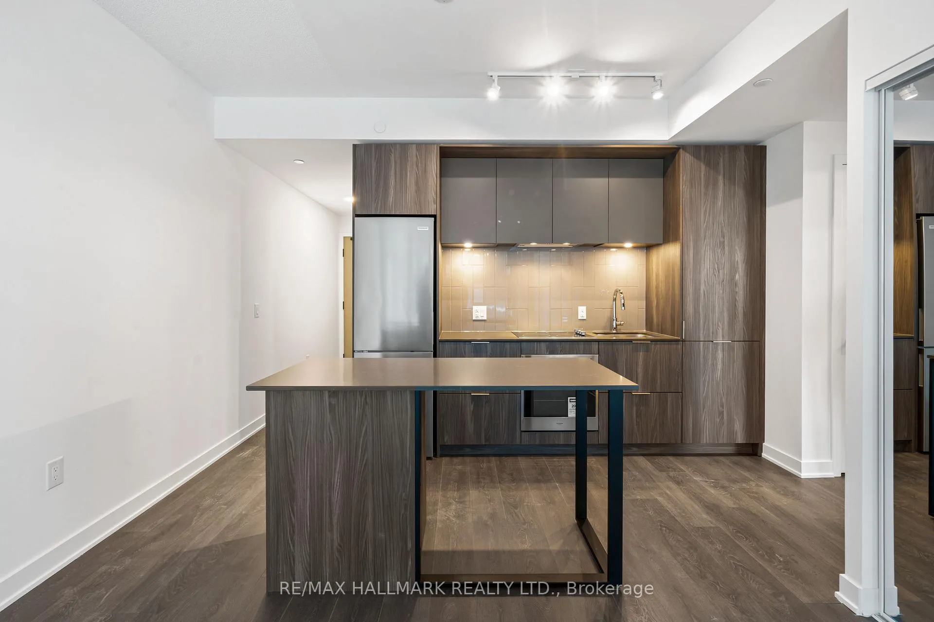 Photo 10 of Unit 505, 130 River Street, Toronto, Regent Park — HOMEH