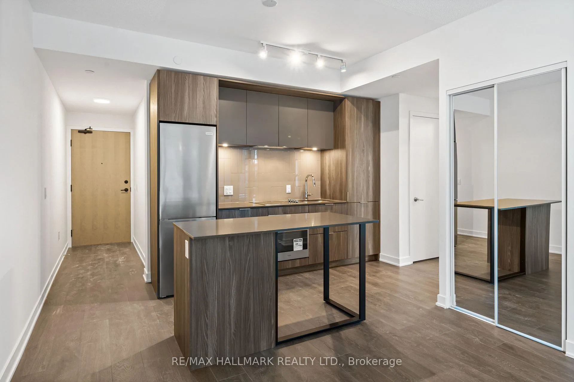 Photo 13 of Unit 505, 130 River Street, Toronto, Regent Park — HOMEH