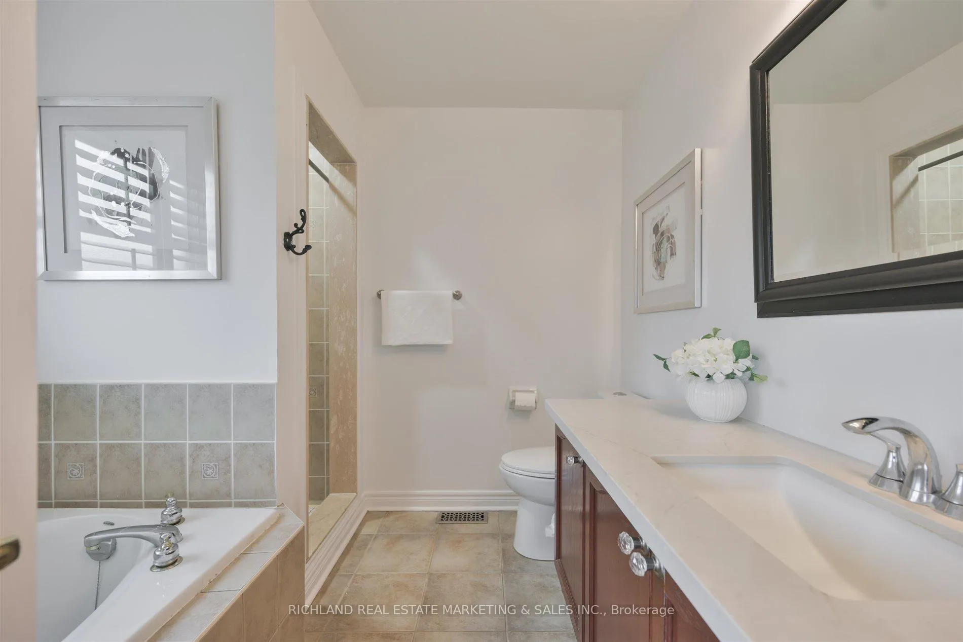 Photo 27 of 77 Limeridge Street, Aurora, Bayview Wellington — HOMEH
