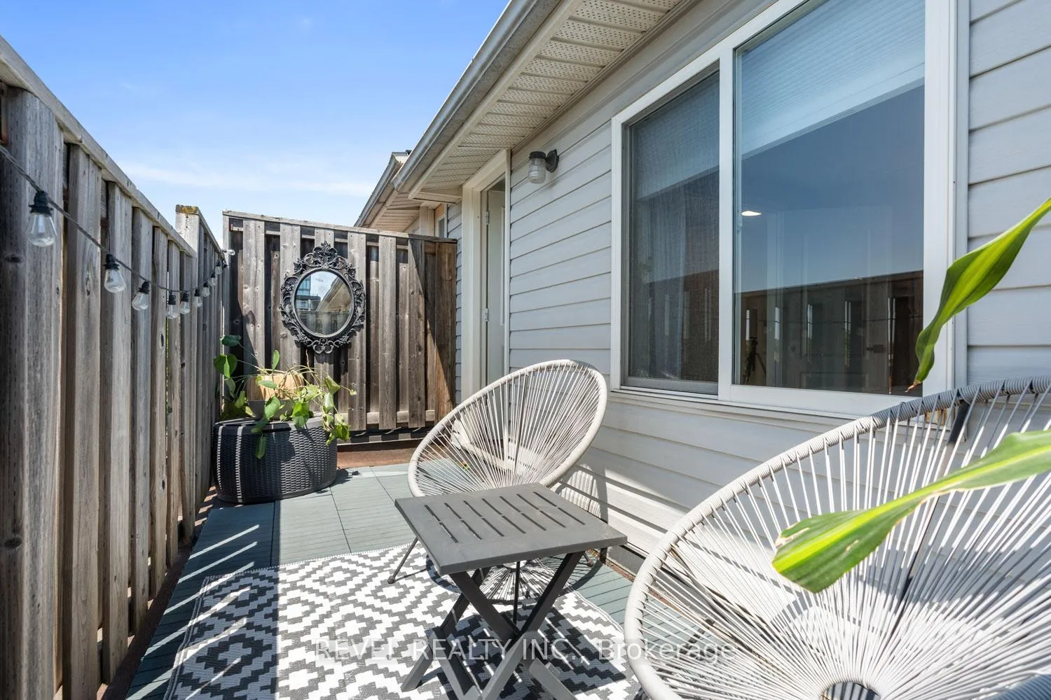 Photo 24 of 8 Grogan Mews, Toronto, Dovercourt-Wallace Emerson-Junction — HOMEH
