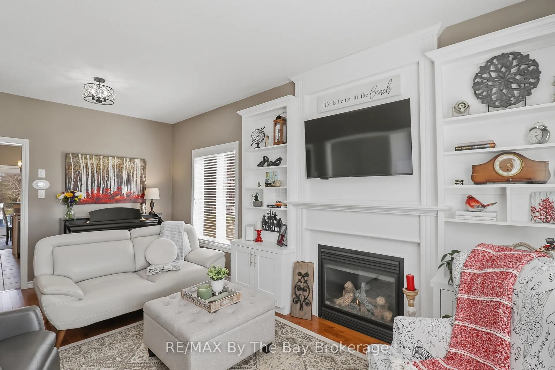 Photo 16 of 18 Maple Drive, Wasaga Beach — HOMEH