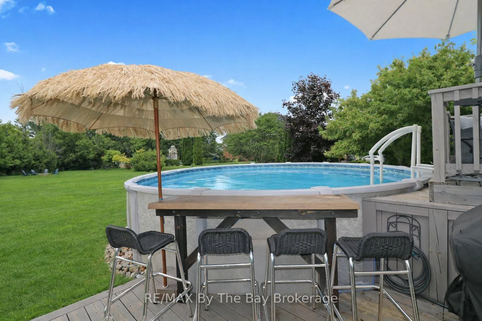 Photo 23 of 18 Maple Drive, Wasaga Beach — HOMEH