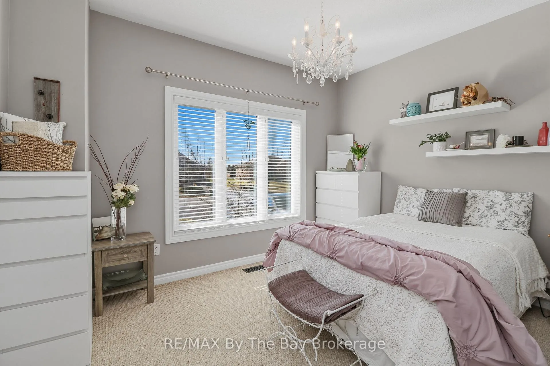 Photo 33 of 18 Maple Drive, Wasaga Beach — HOMEH