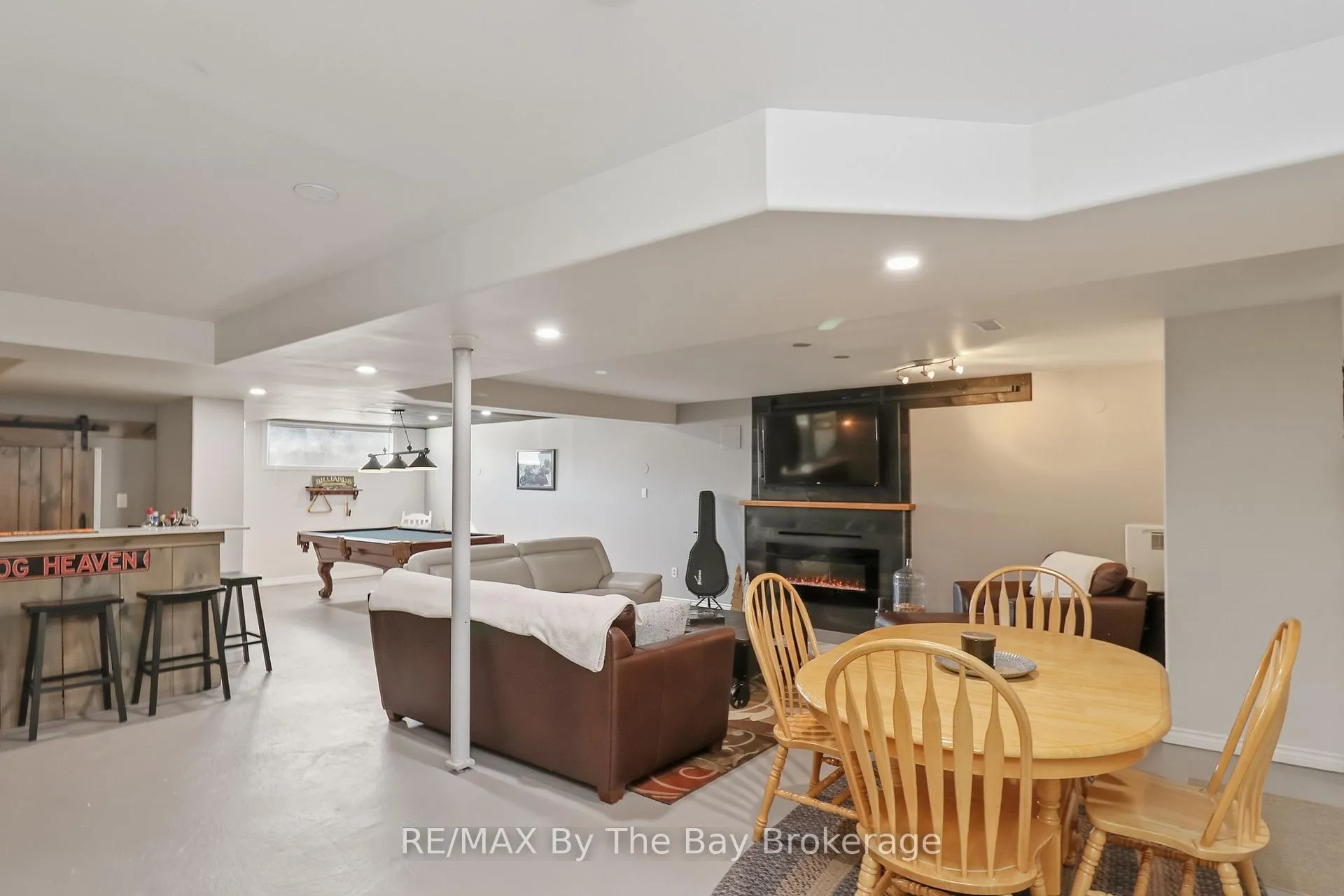 Photo 36 of 18 Maple Drive, Wasaga Beach — HOMEH
