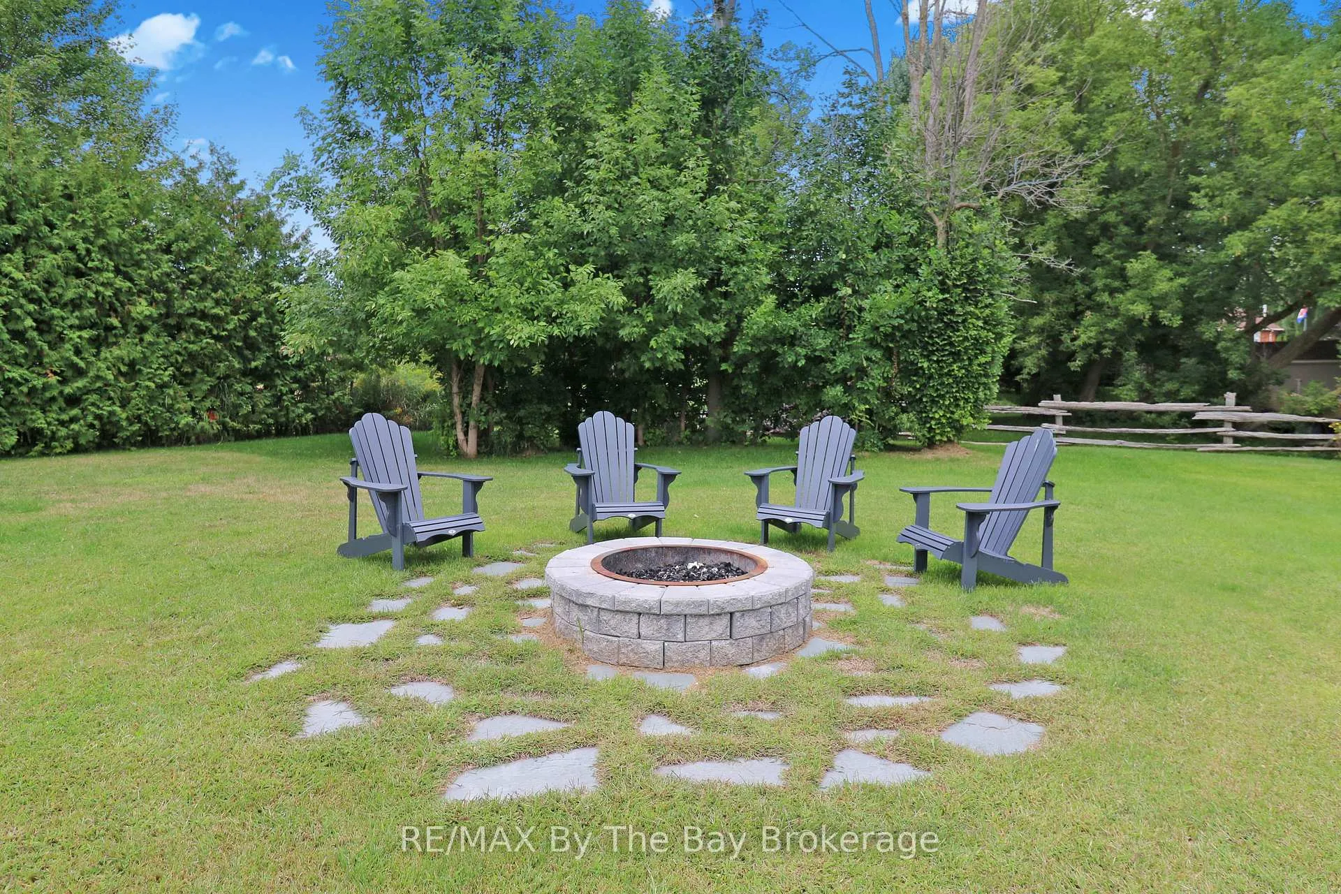 Photo 50 of 18 Maple Drive, Wasaga Beach — HOMEH