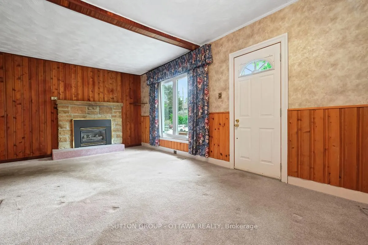 Photo 12 of 442 Wentworth Avenue, Ottawa, Woodroffe — HOMEH