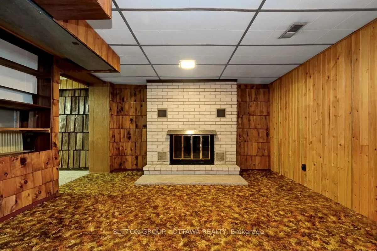 Photo 25 of 442 Wentworth Avenue, Ottawa, Woodroffe — HOMEH