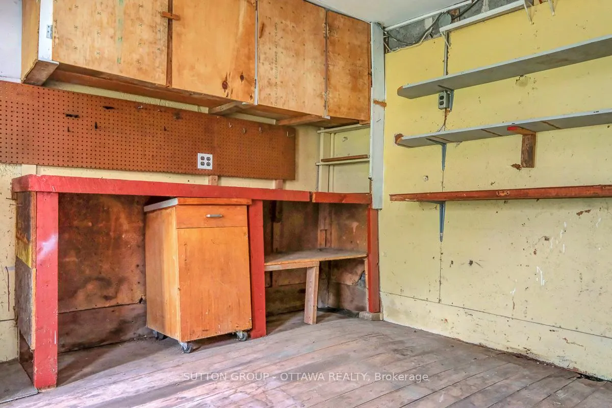 Photo 47 of 442 Wentworth Avenue, Ottawa, Woodroffe — HOMEH